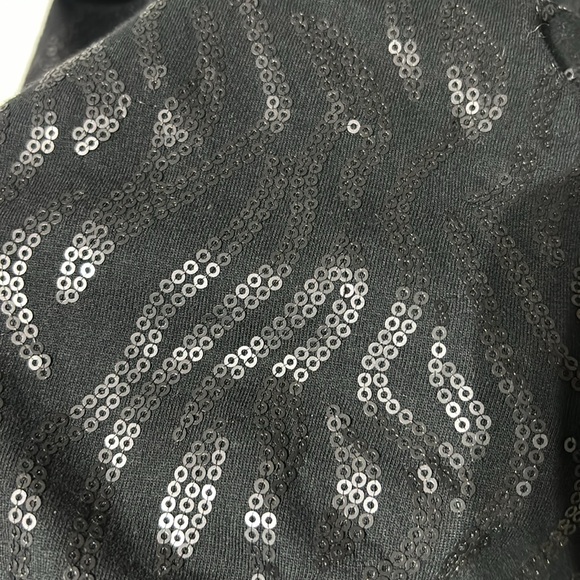 Cynthia Rowley L black on black matte sequined long top euc dressy slimming - Picture 5 of 9